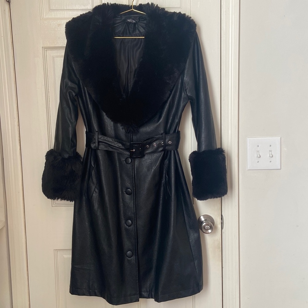 Nasty Gal I’m That Girl Faux Fur Collar Trench Coat